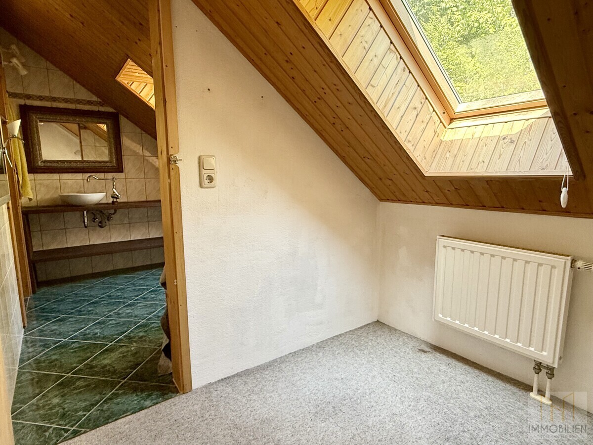 2.OG: ...eventuelle Vergrößerung möglich