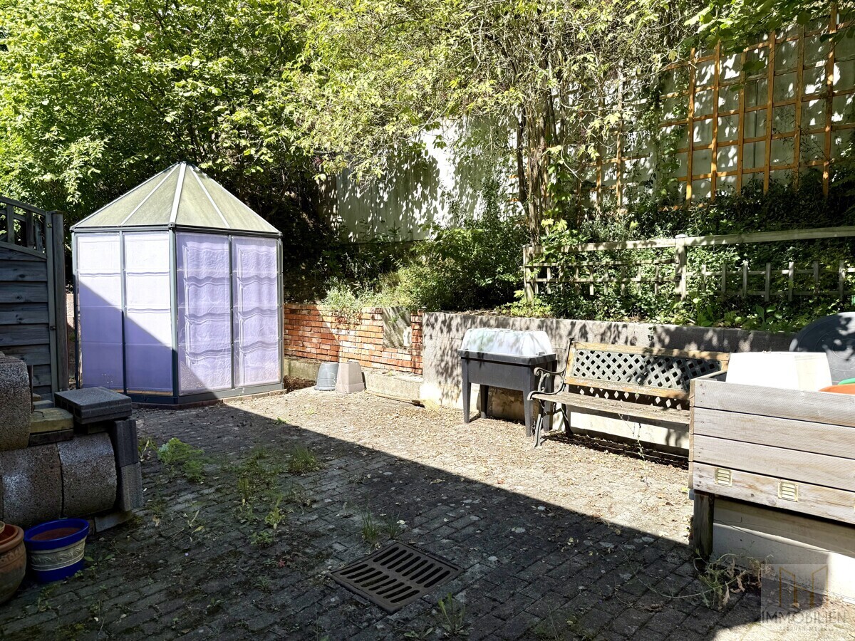 Garten hinter dem Haus