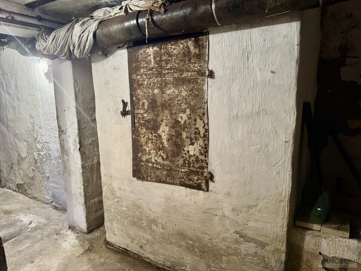 KG: Hauseigener Räucherofen