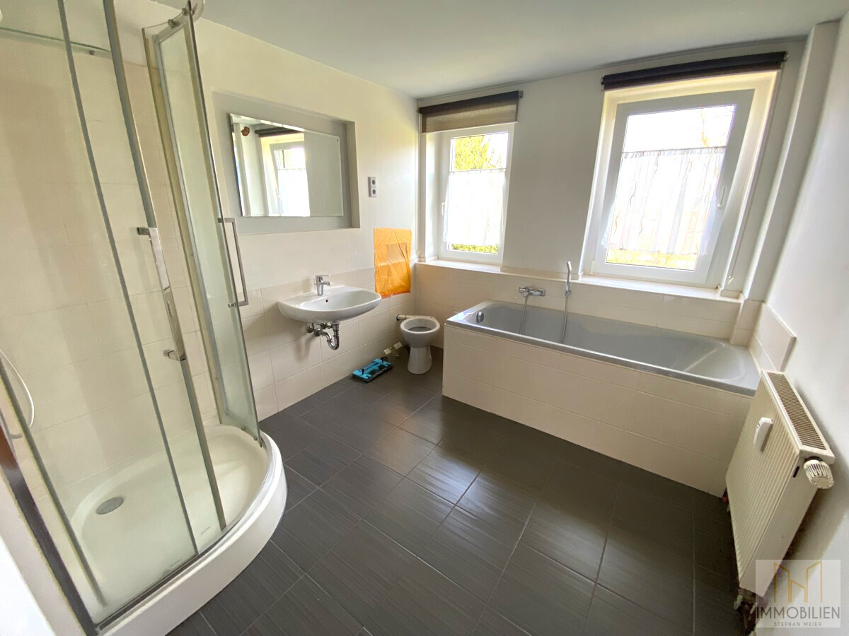 Whng. OG rechts - Bad