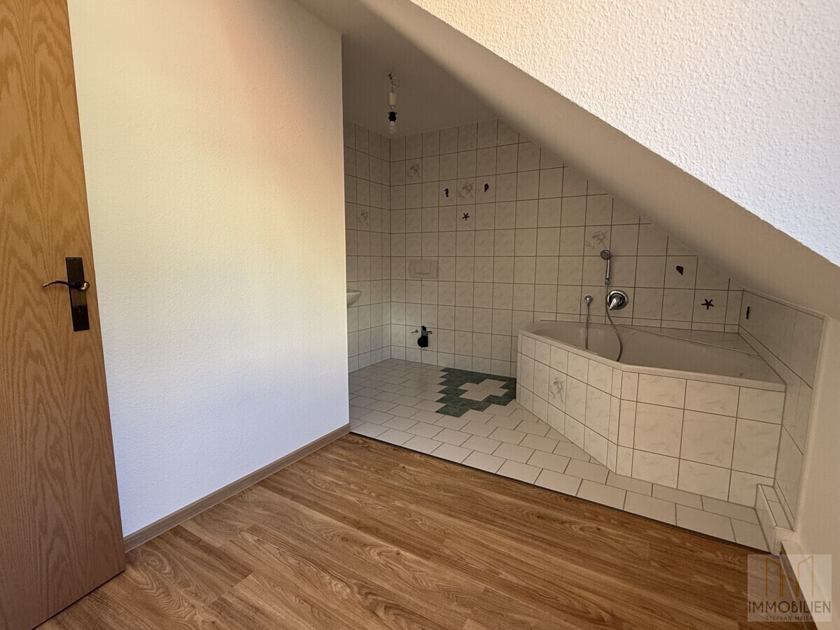 OG/Maisonette: Badezimmer 