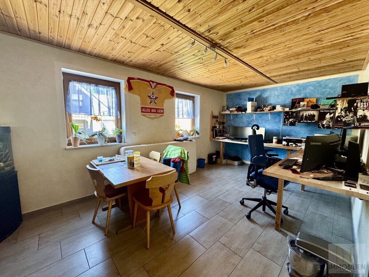 EG: Arbeitszimmer