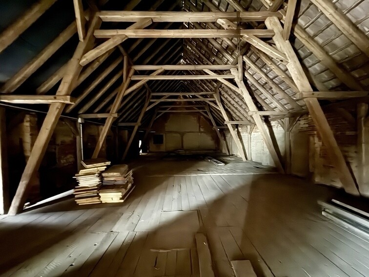 Dachboden_Nebengegass