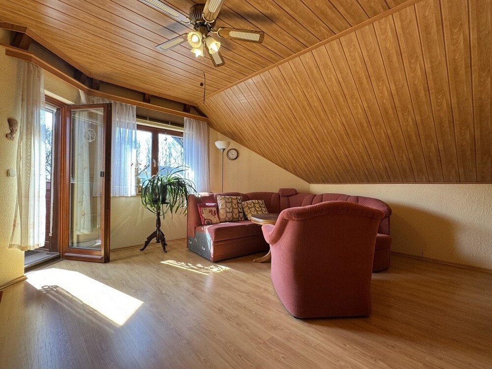 Schlafzimmer 1 (OG)