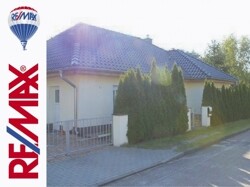 D-Remax-16