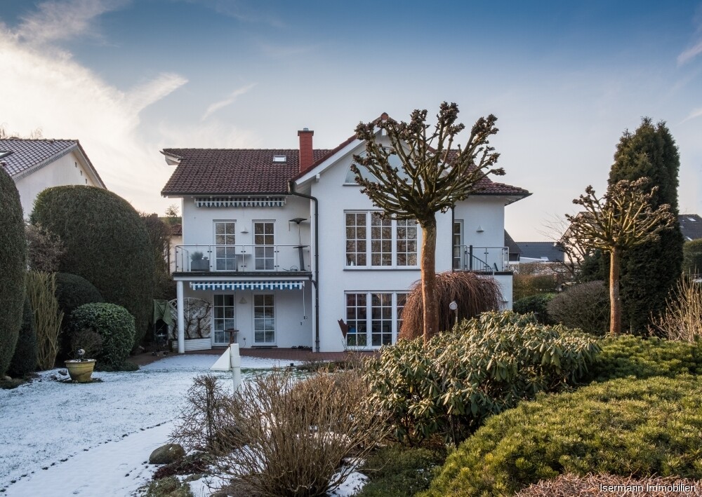 Repräsentatives Ein- bis Zweifamilienhaus für höchste Ansprüche in Steinhagen