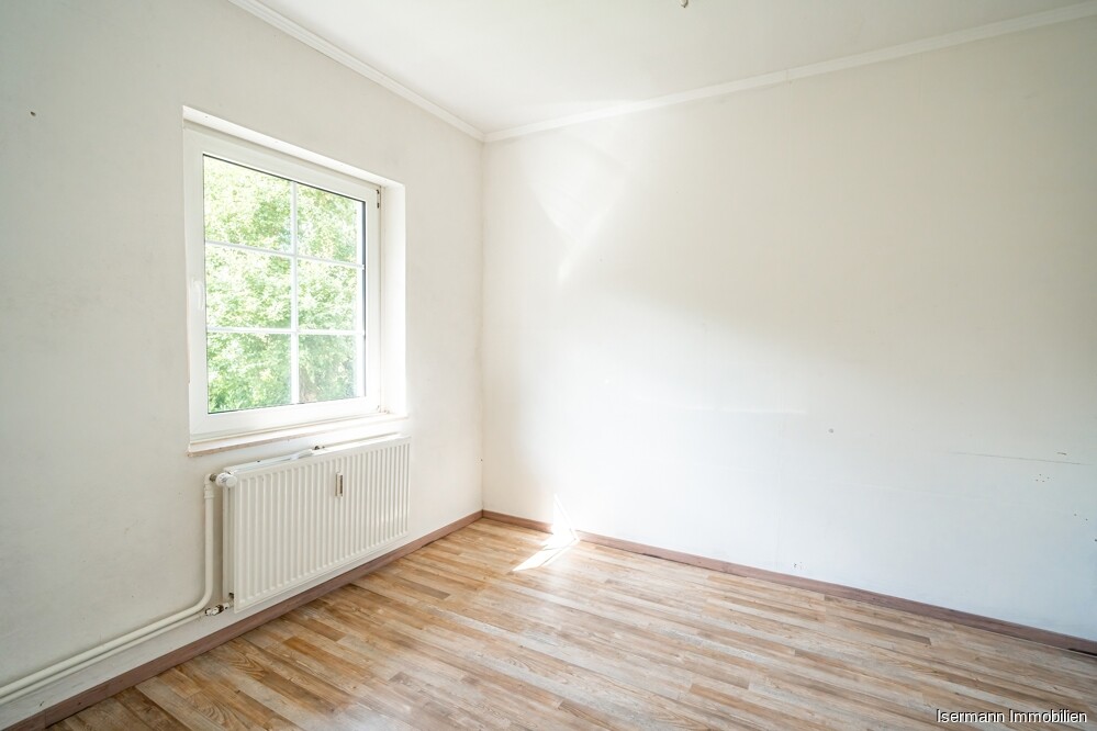 Auch hier wurde das Fenster bereits ausgetauscht.