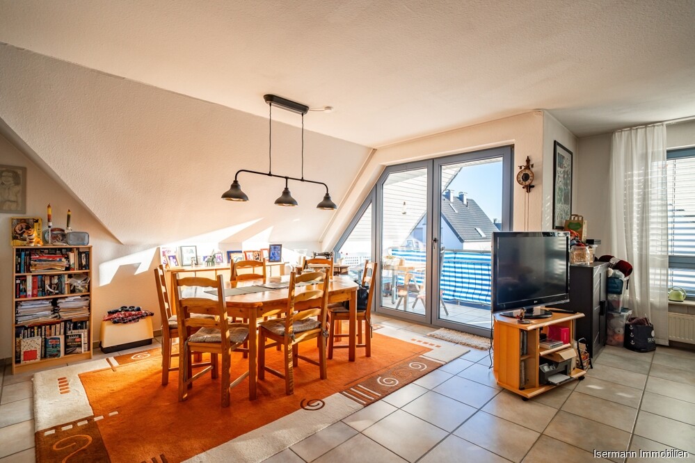 Dachschrägen sorgen für eine gemütliche Atmosphäre.