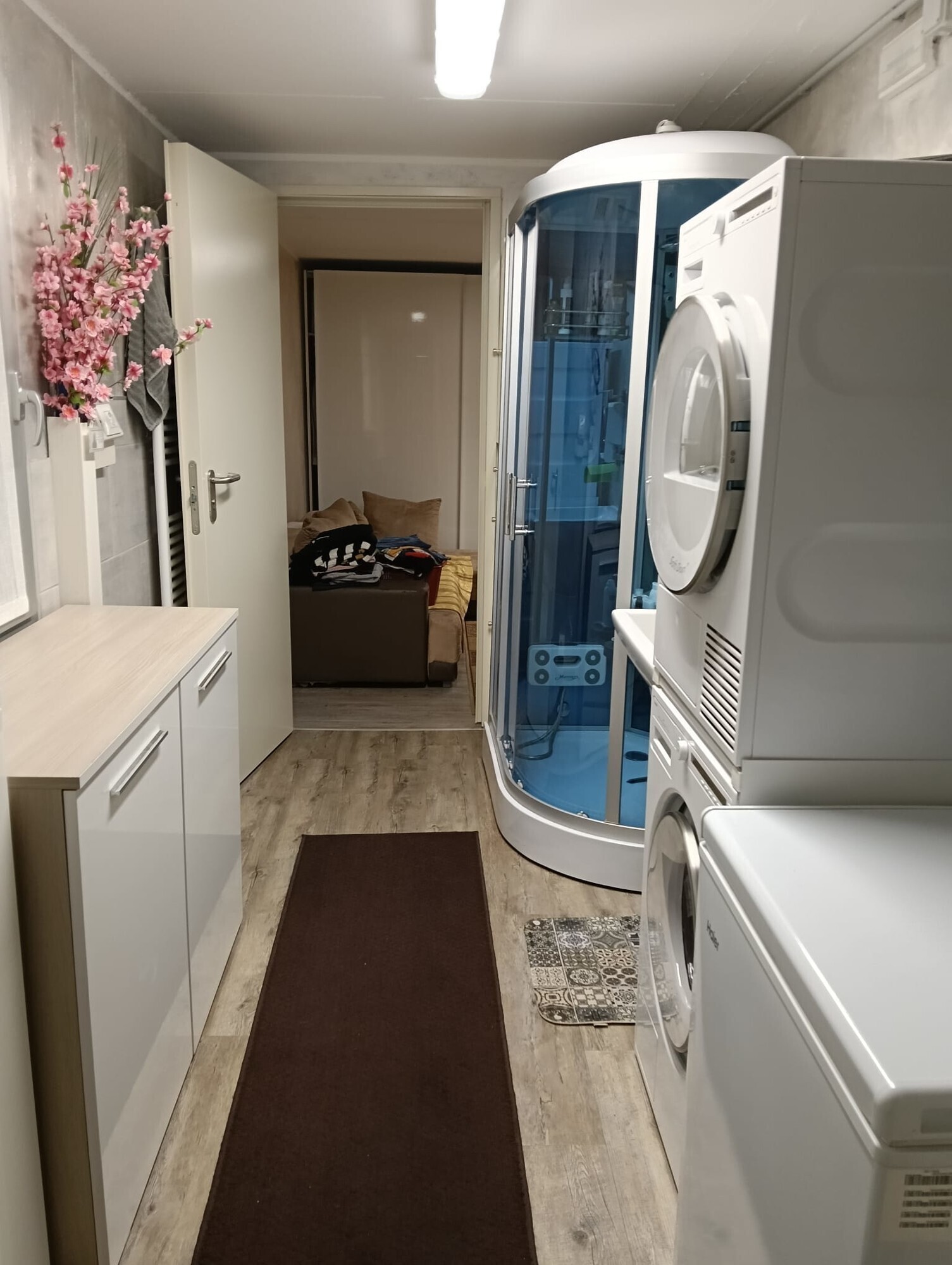 WhatsApp Image 2025-03-14 at 12.04.10 (1)