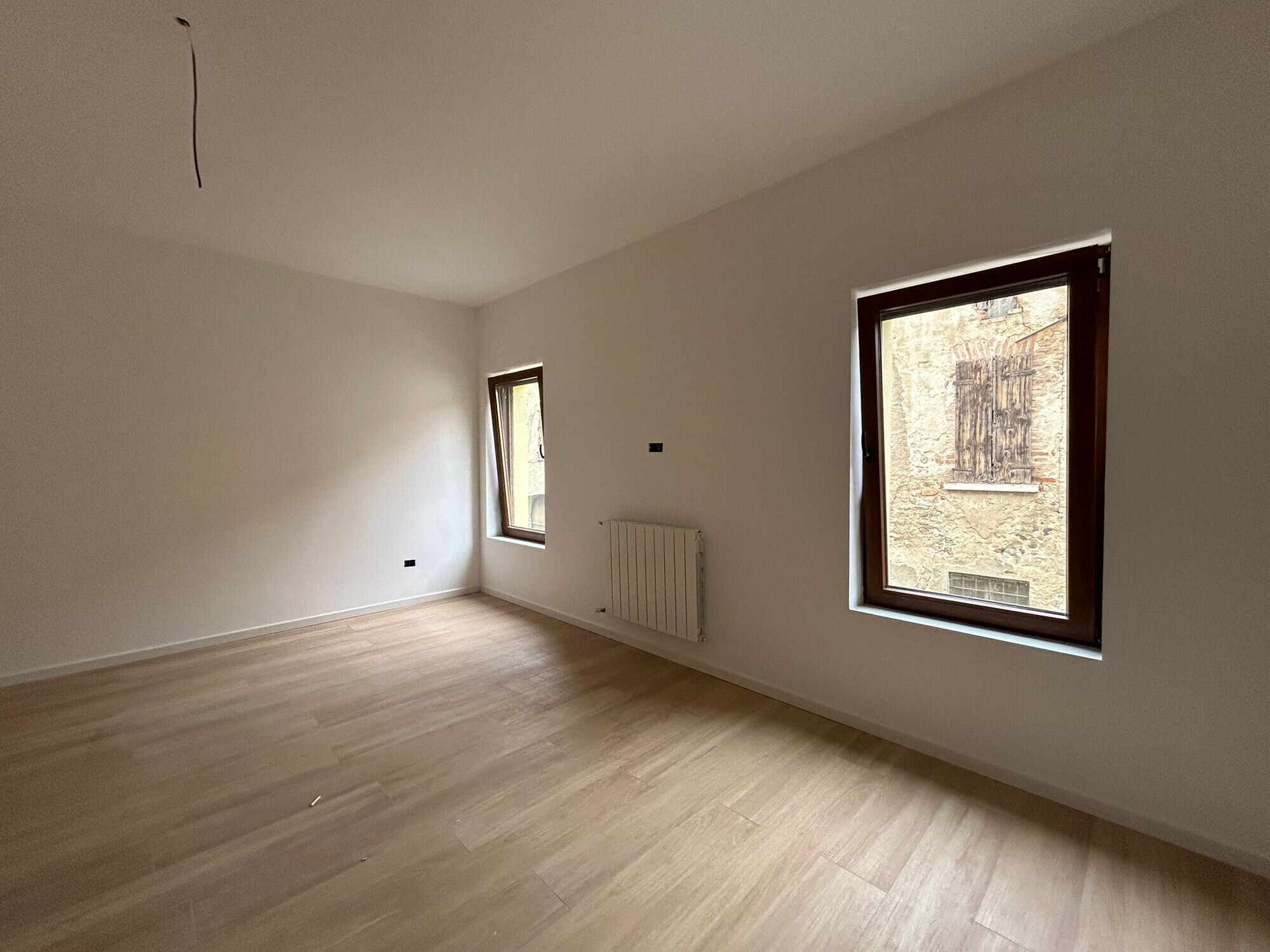 WhatsApp Image 2025-10-22 at 14.28.38 (1)