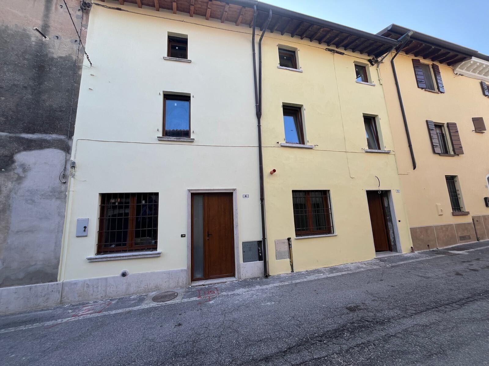 WhatsApp Image 2025-10-28 at 11.27.12 (1)