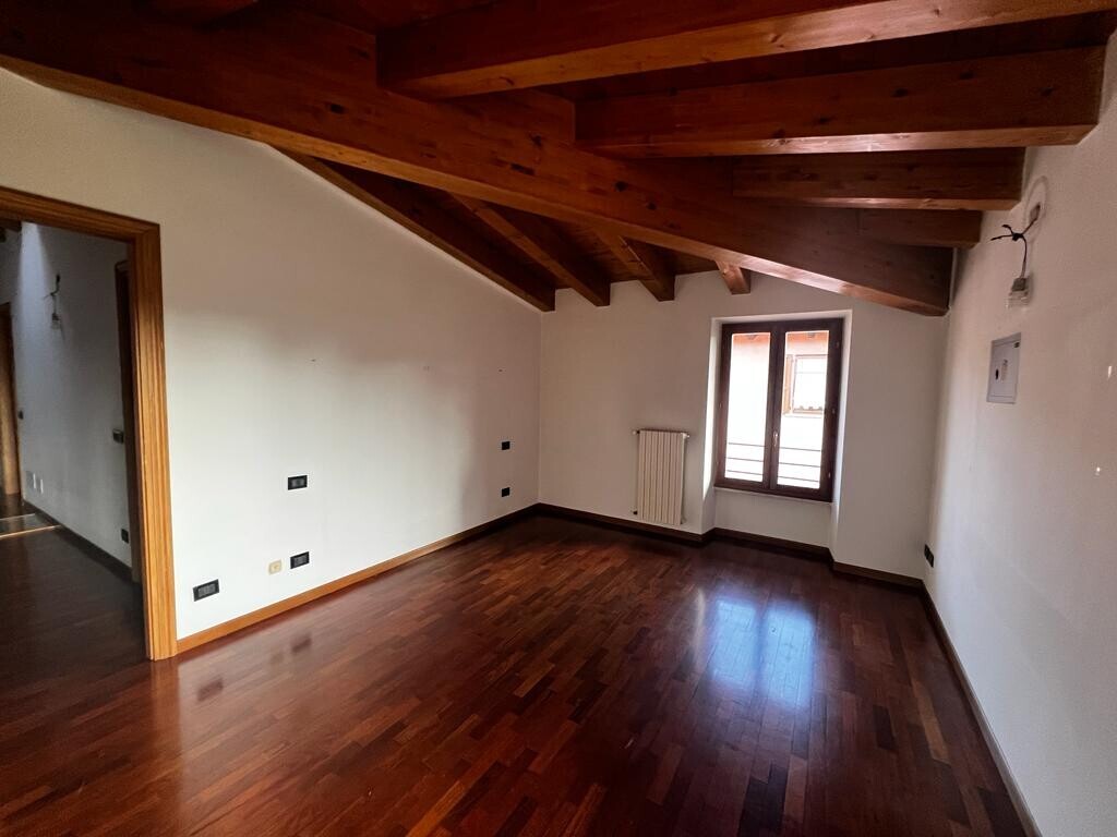 WhatsApp Image 2023-04-18 at 09.25.02 (10)