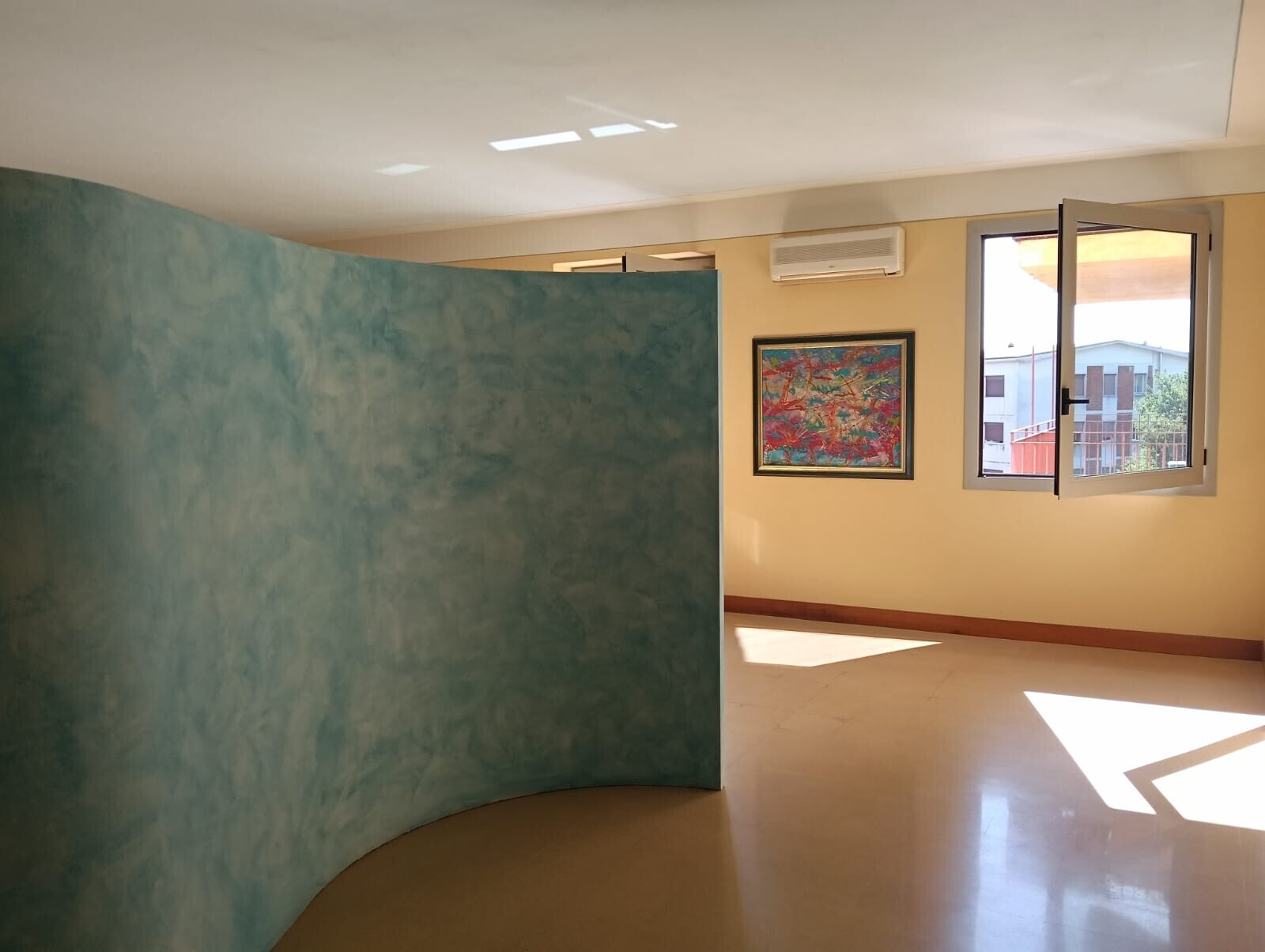 WhatsApp Image 2025-09-17 at 16.00.24