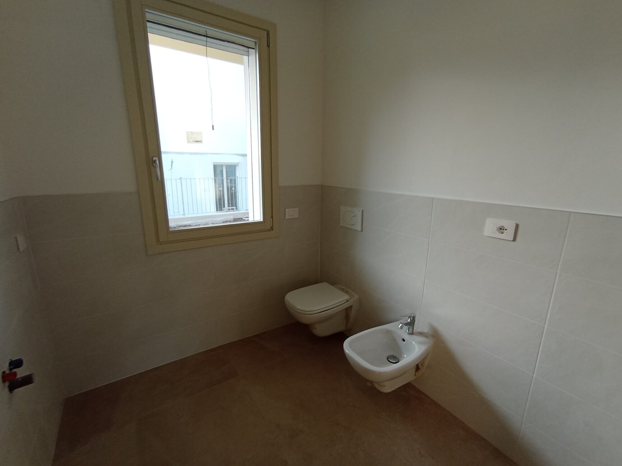 WhatsApp Image 2025-12-15 at 15.27.28 (1)