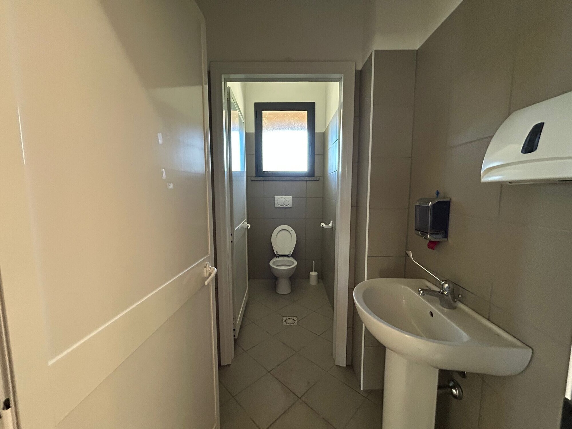 WhatsApp Image 2025-11-12 at 15.03.32 (2)