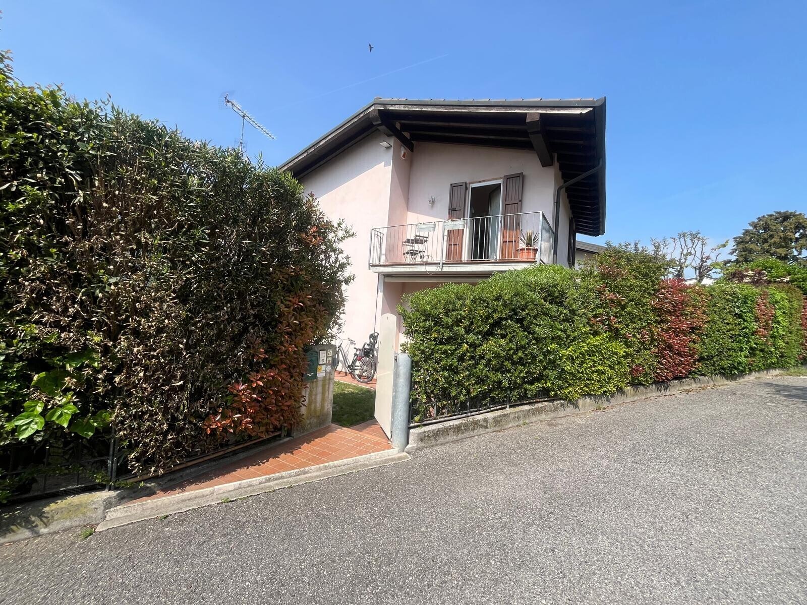 WhatsApp Image 2026-04-17 at 11.34.50 (6)