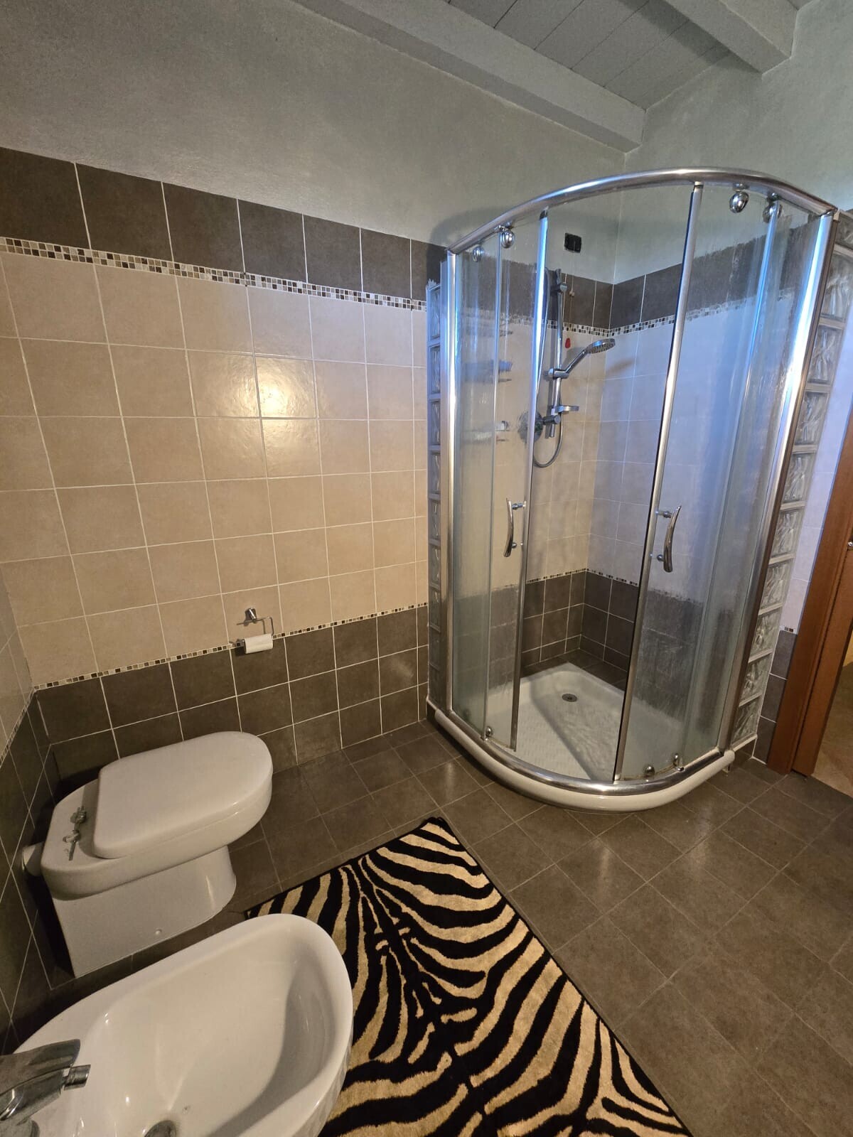 WhatsApp Image 2025-11-28 at 10.53.53