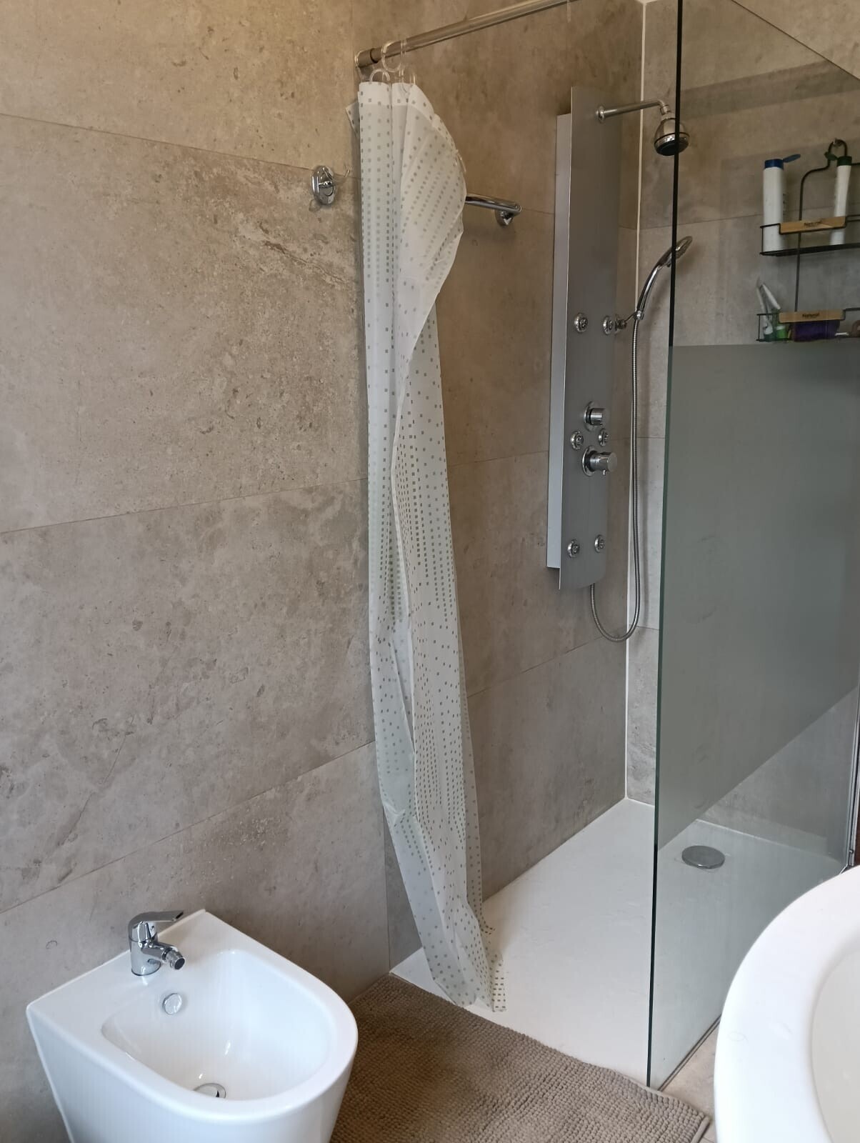 WhatsApp Image 2025-12-11 at 16.55.13 (2)