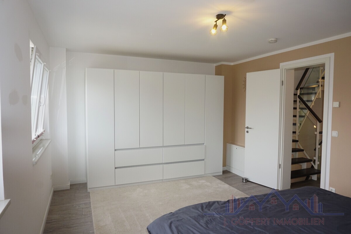 Schlafzimmer  Eltern 1.OG