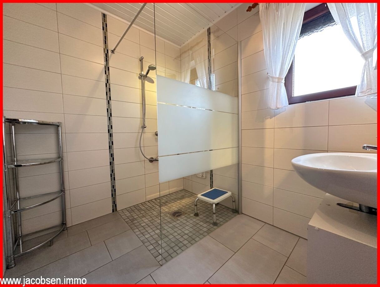 Badezimmer im Erdgeschoss