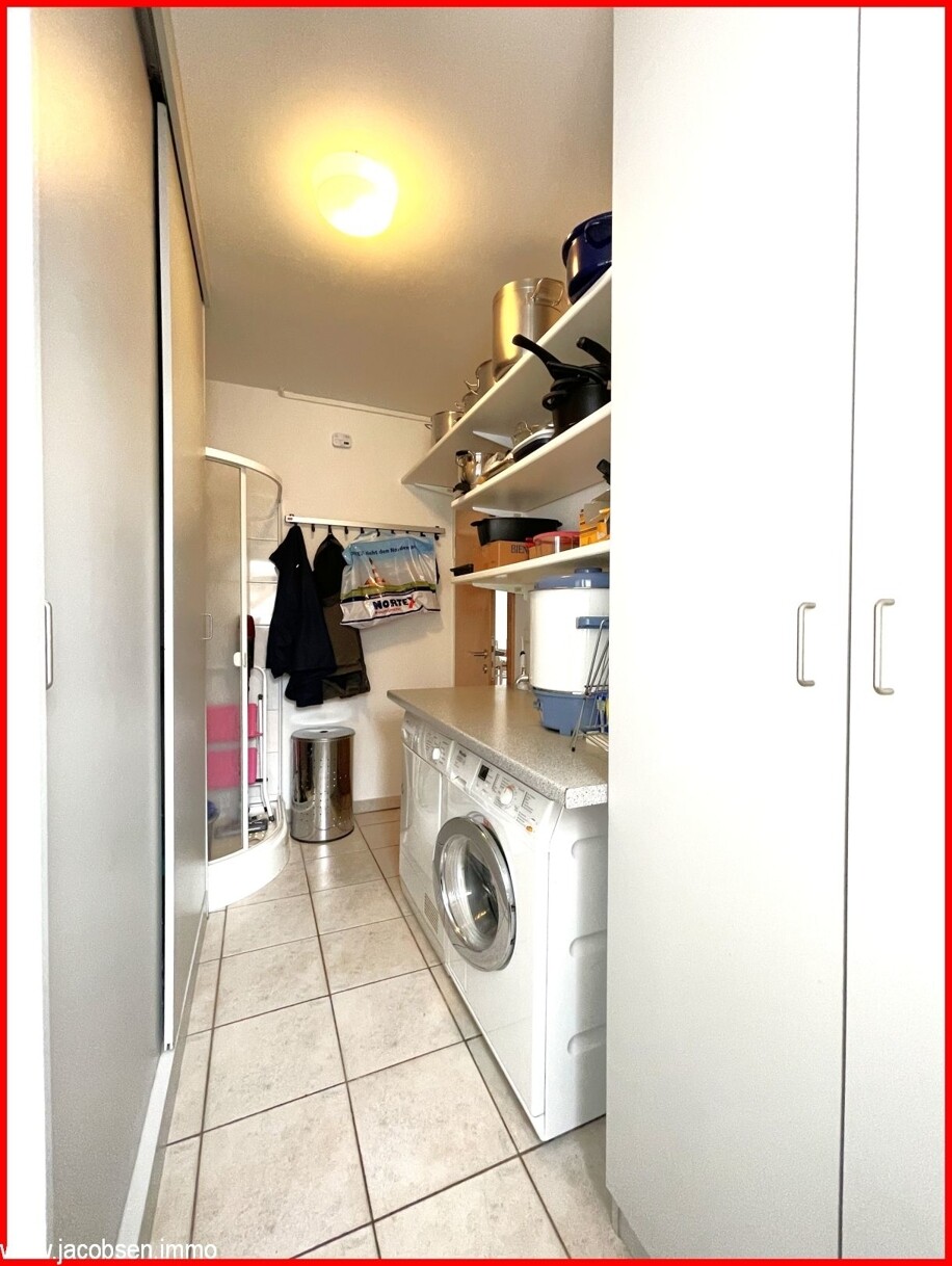 HWR mit Dusche im Erdgeschoss