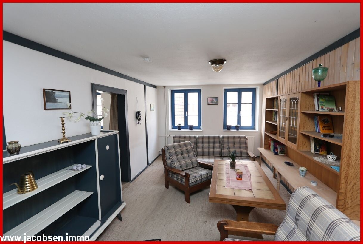Wohnung 2 (über der Gaststätte) Wohnzimmer