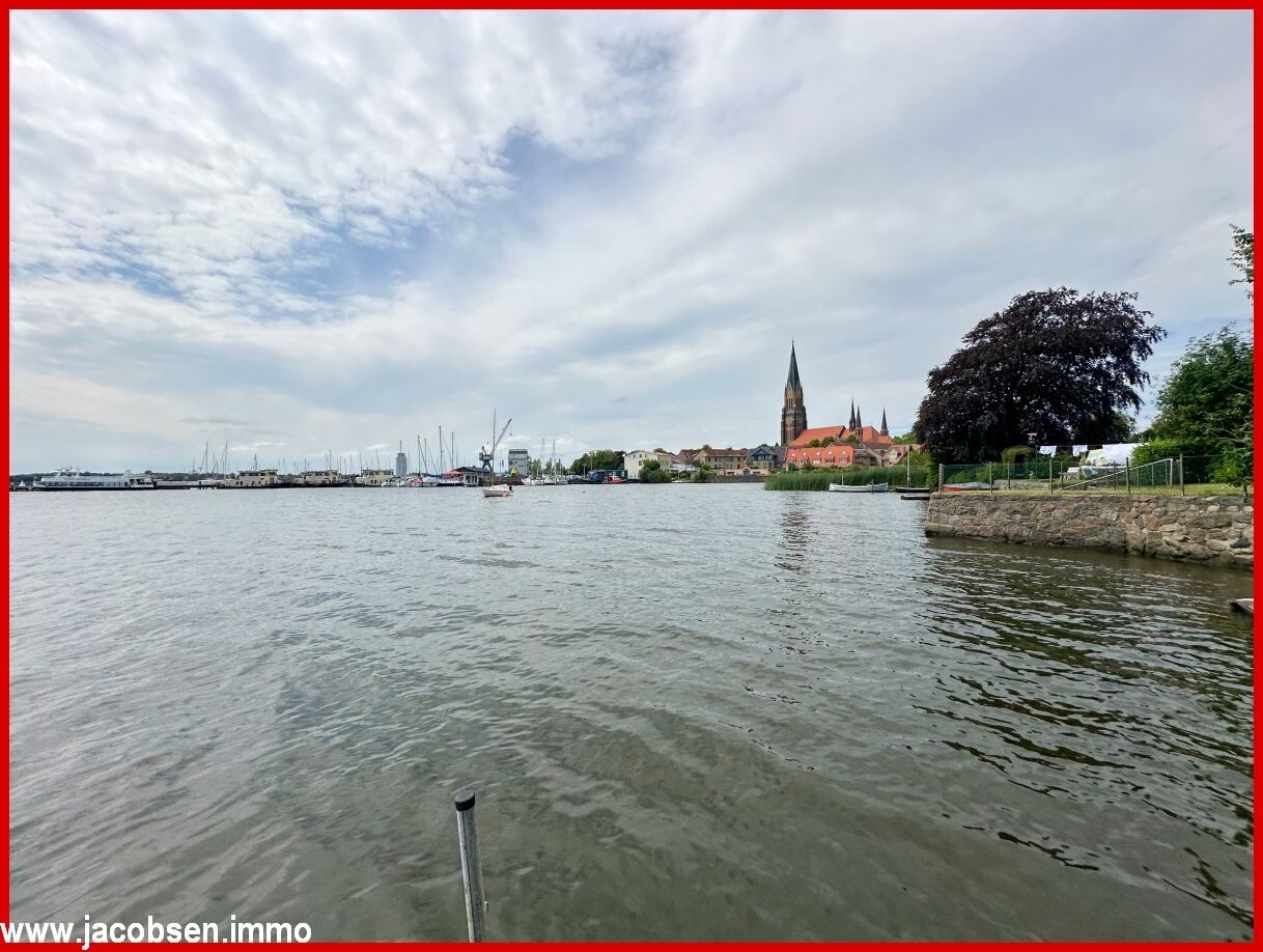 Blick vom Holm zum Hafen
