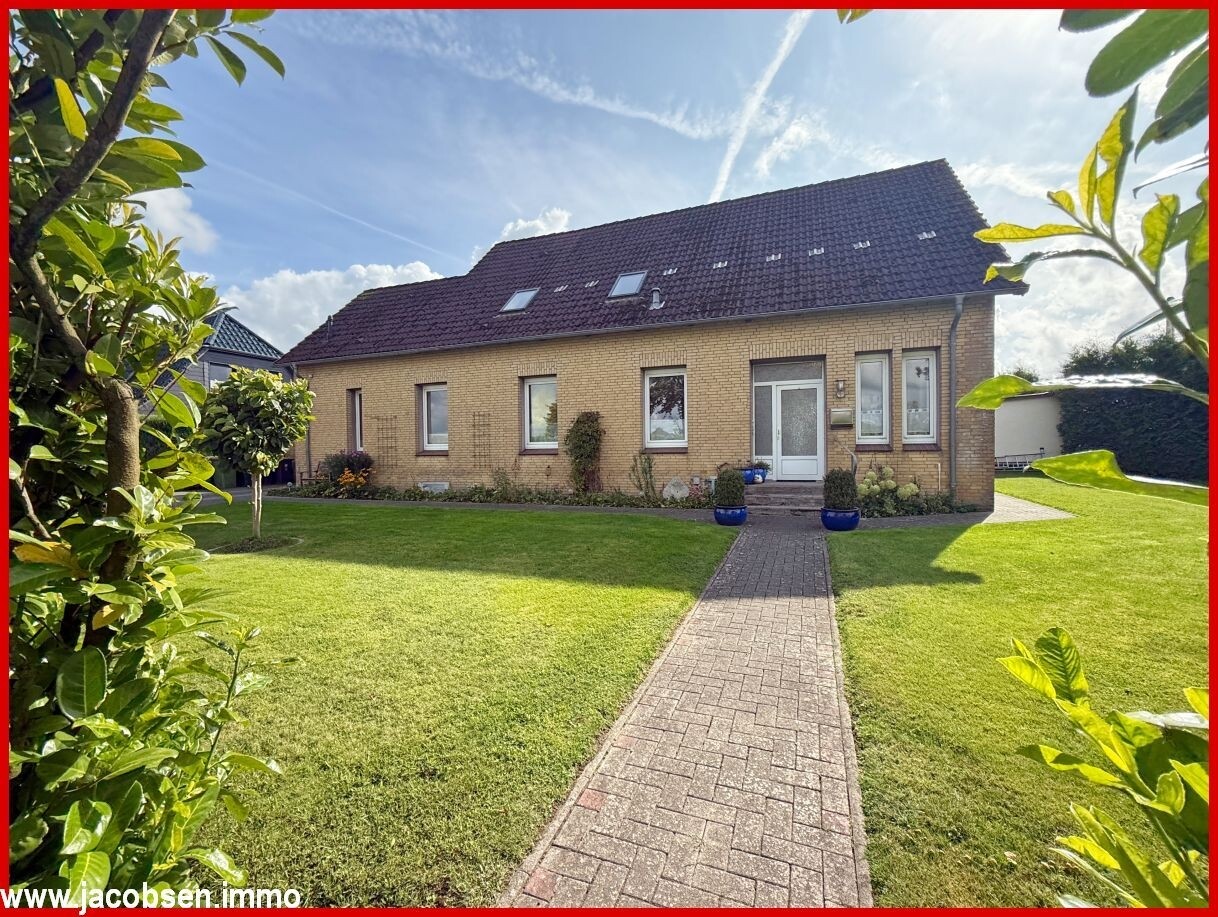 Straßenansicht