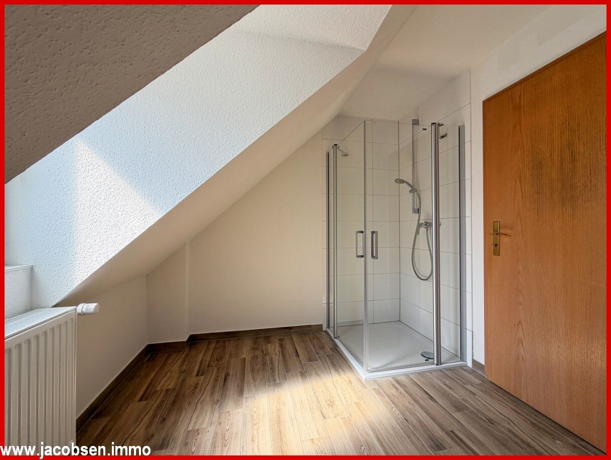 Badezimmer im Dachgeschoss