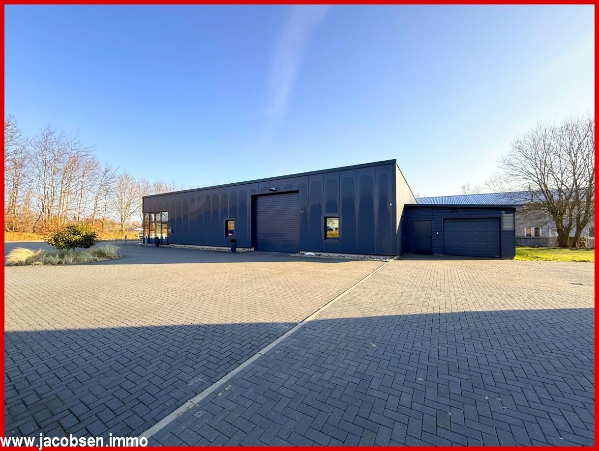 Gewerbekomplex Westansicht