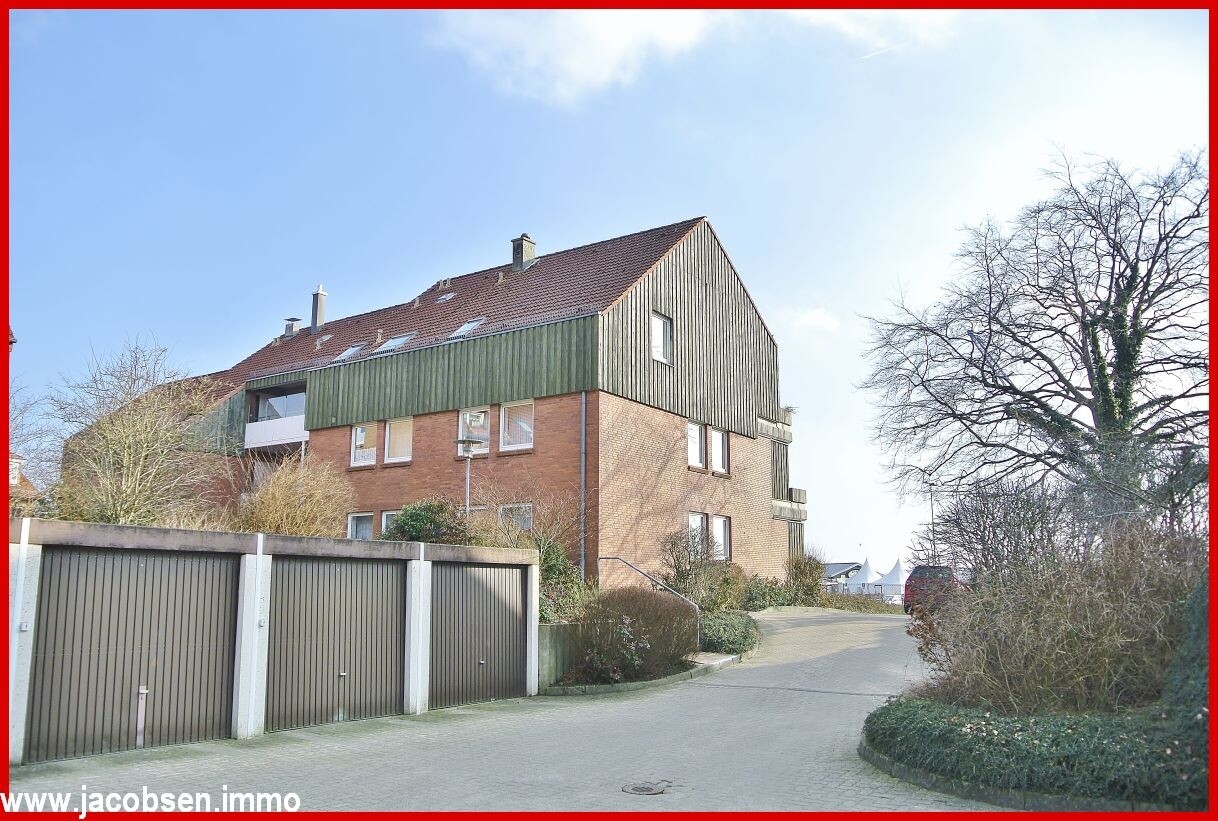 Blick auf das Haus vom Garagenhof