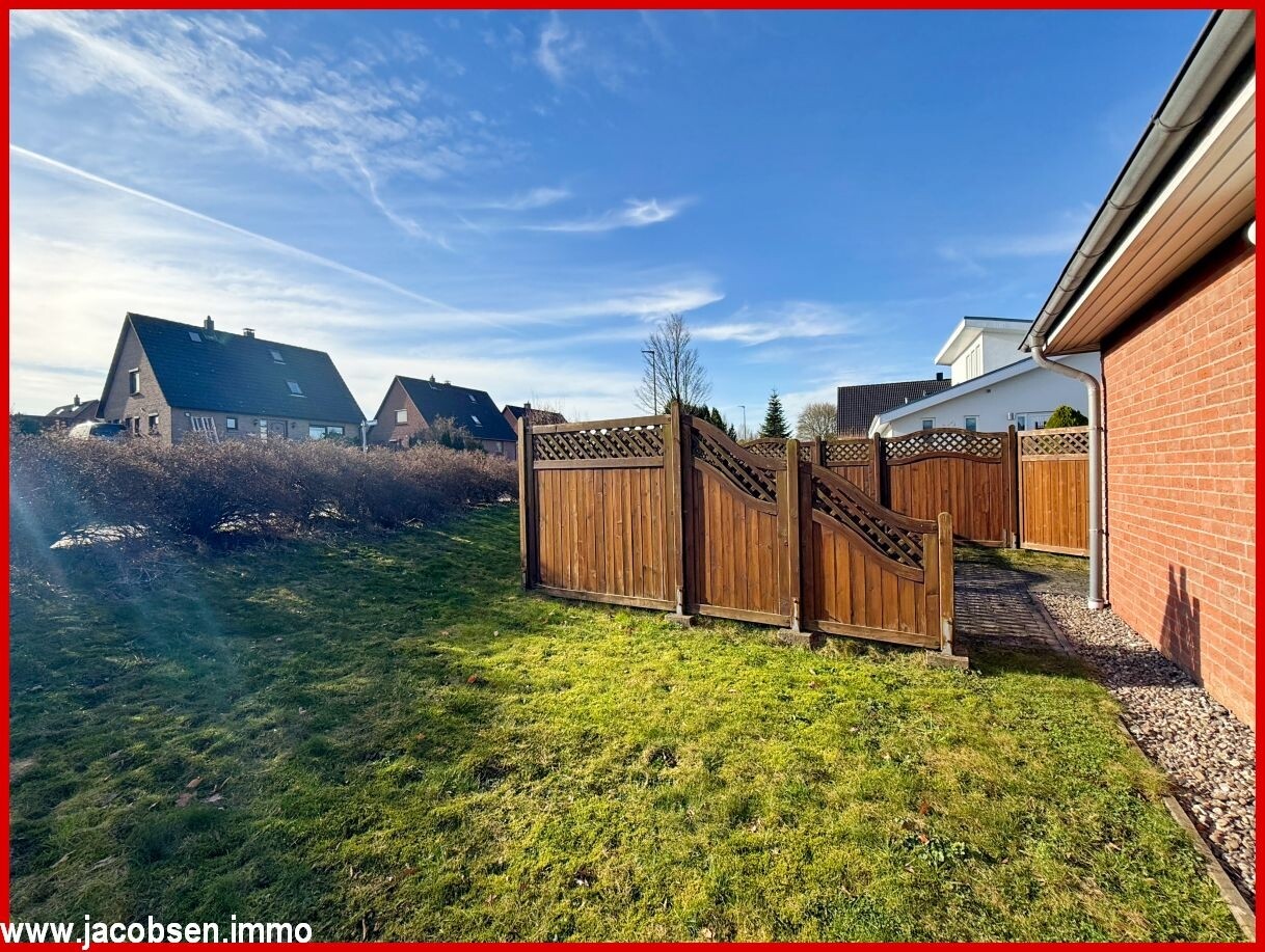 Garten mit Blick zur Terrasse