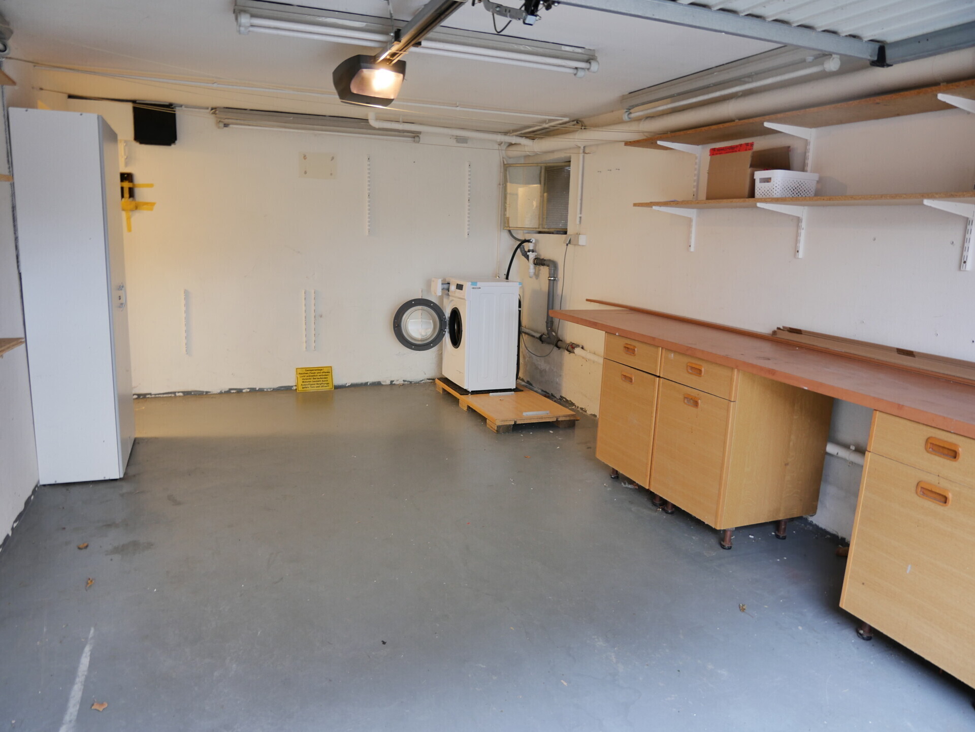 Garage mit Werkbereich