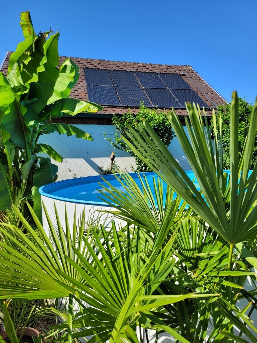 Pool mit Solarheizung