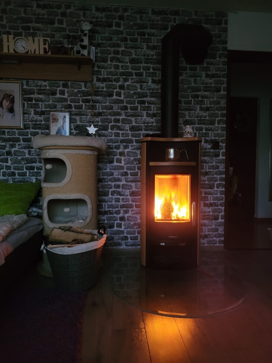 Knisternder Schwedenofen 