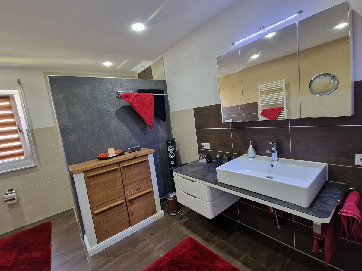 Badezimmer Wohnung 1