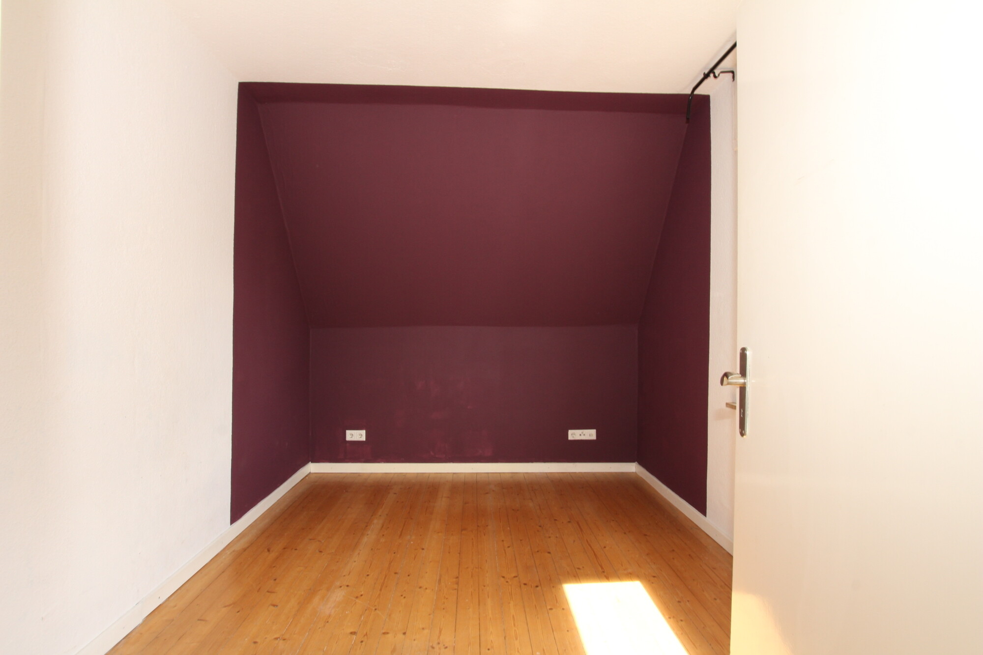 Schlafzimmer 4