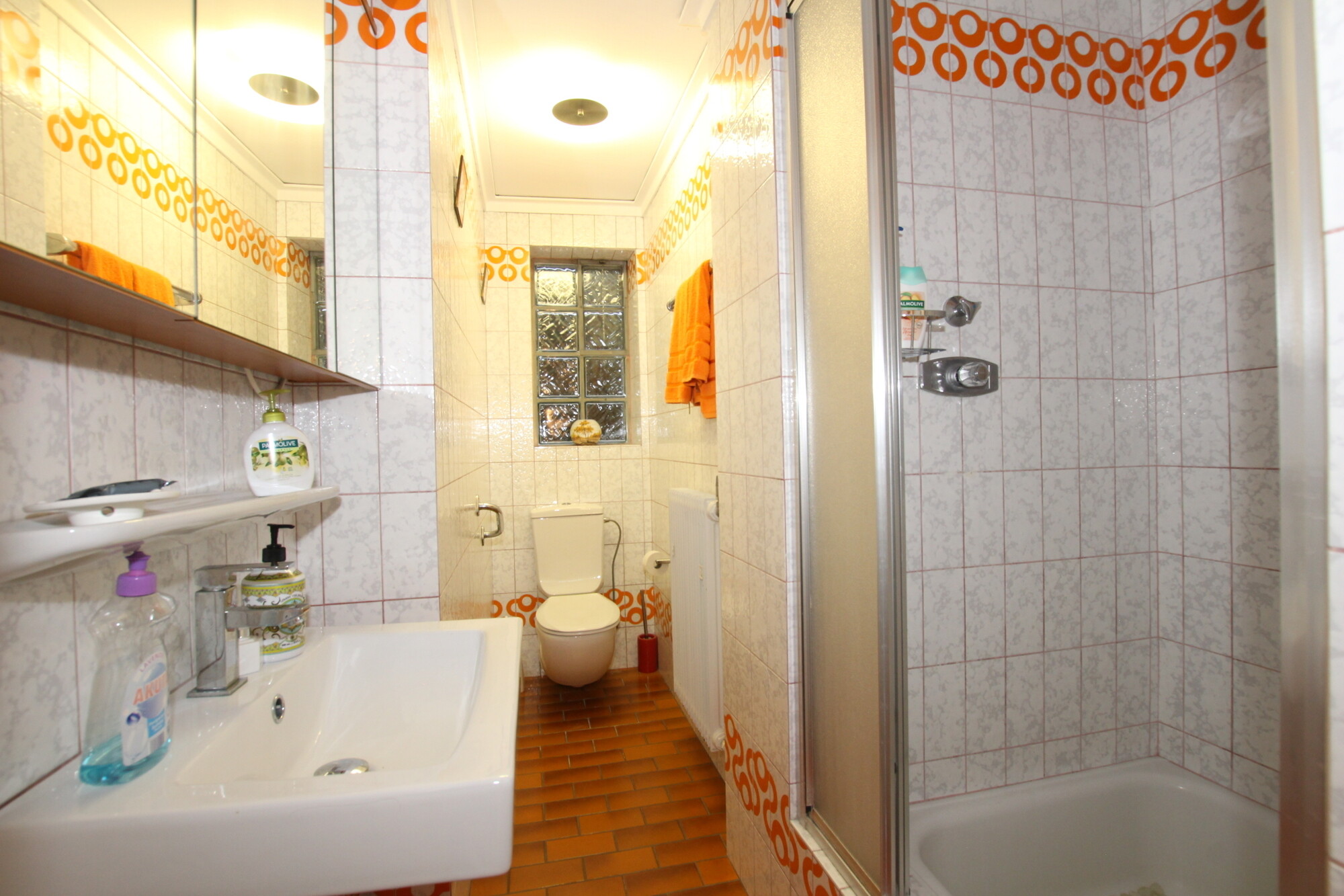 Badezimmer EG