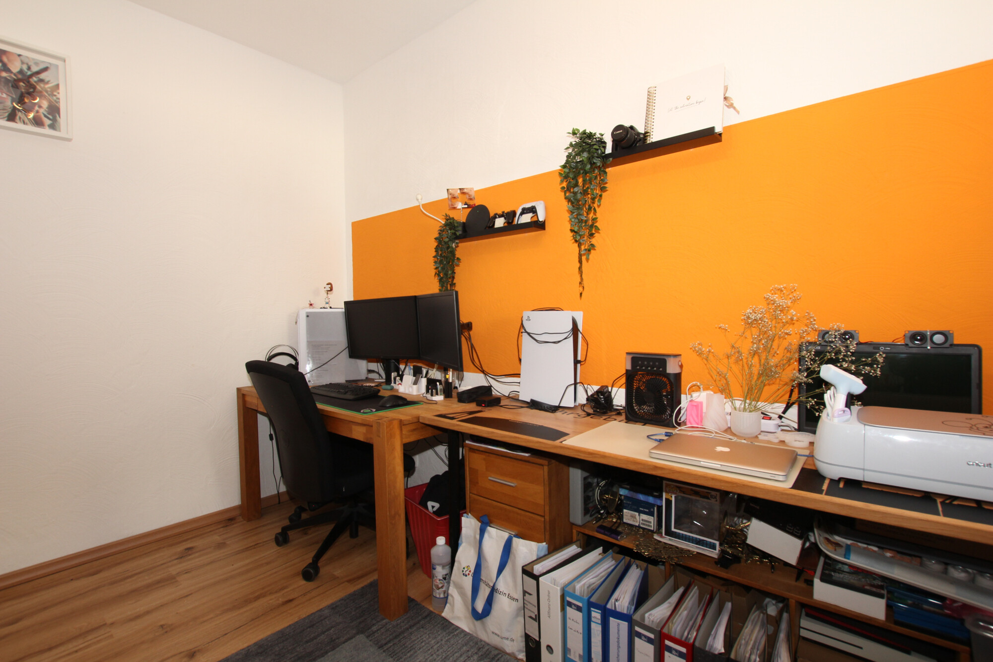 Büro/Schlafzimmer