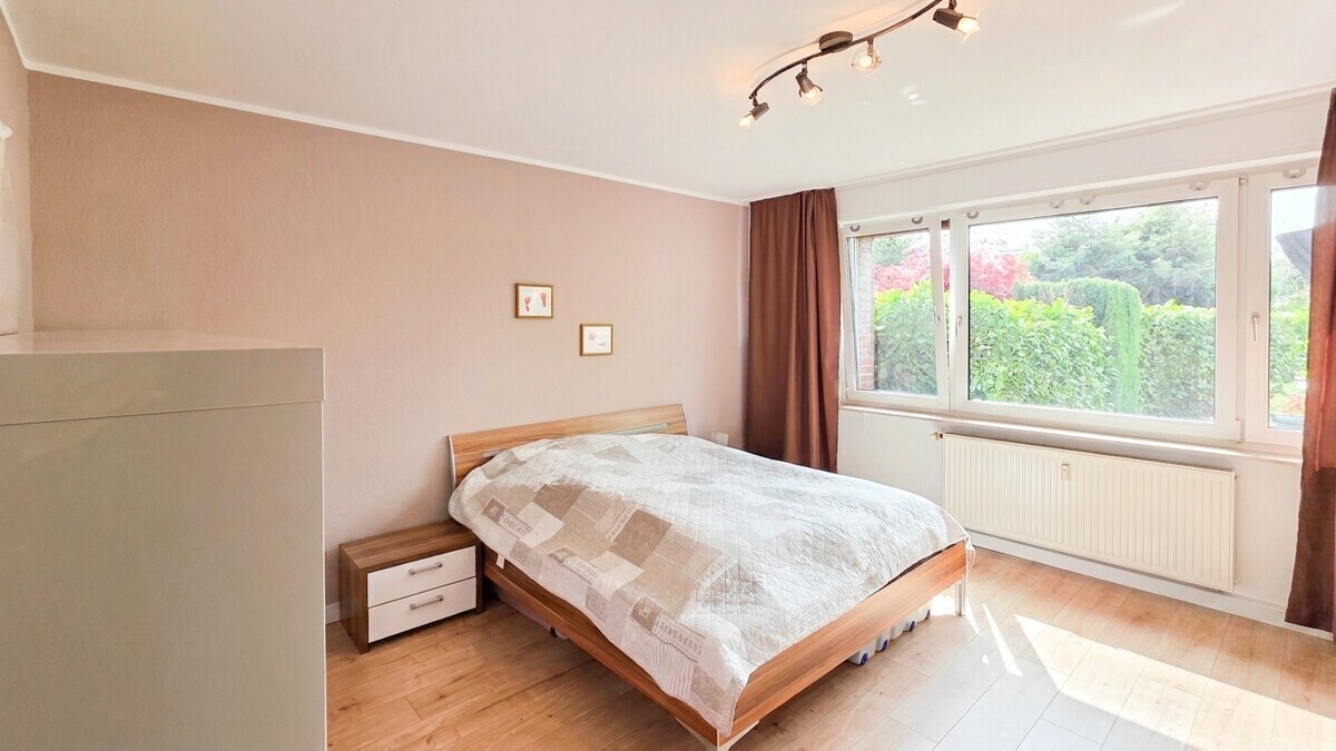 EG Schlafzimmer
