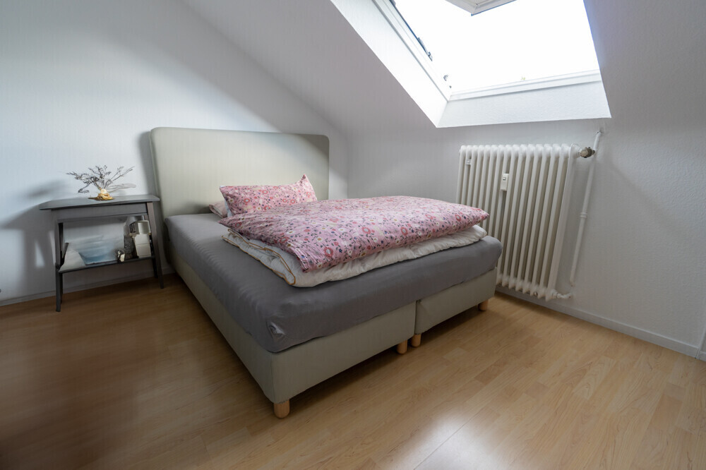 Schlafzimmer Dachgeschoss rechts