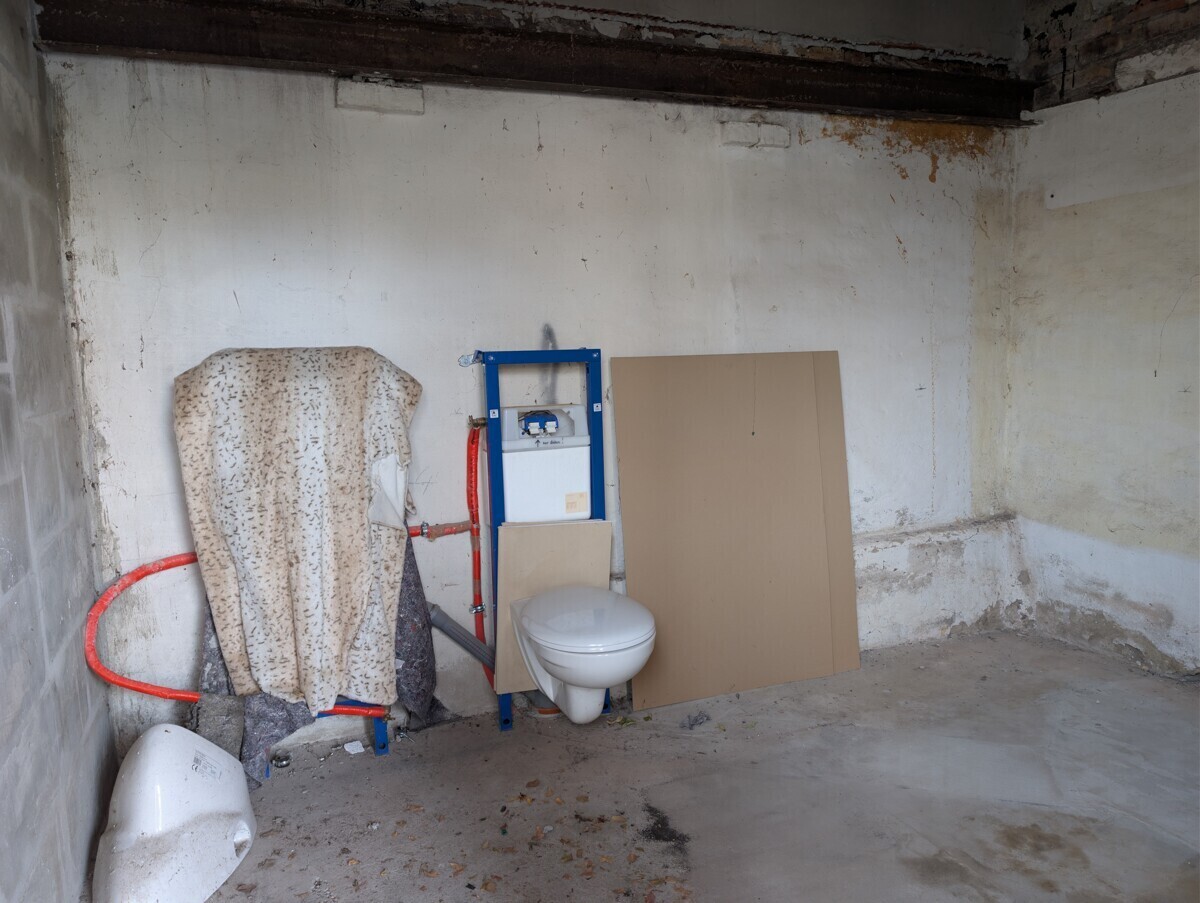 Außentoilette
