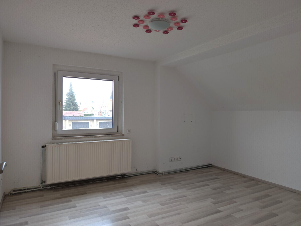 Schlafzimmer DG