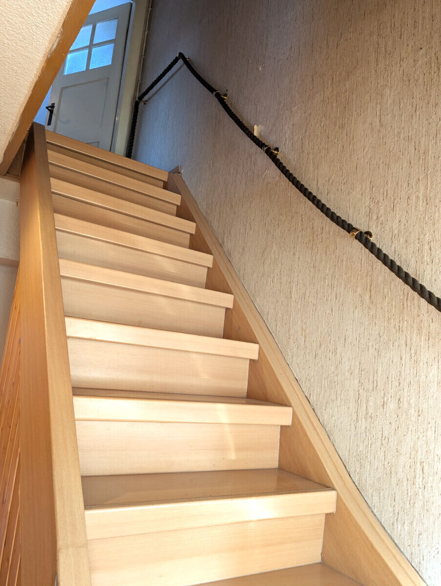 Treppe zum Obergeschoss