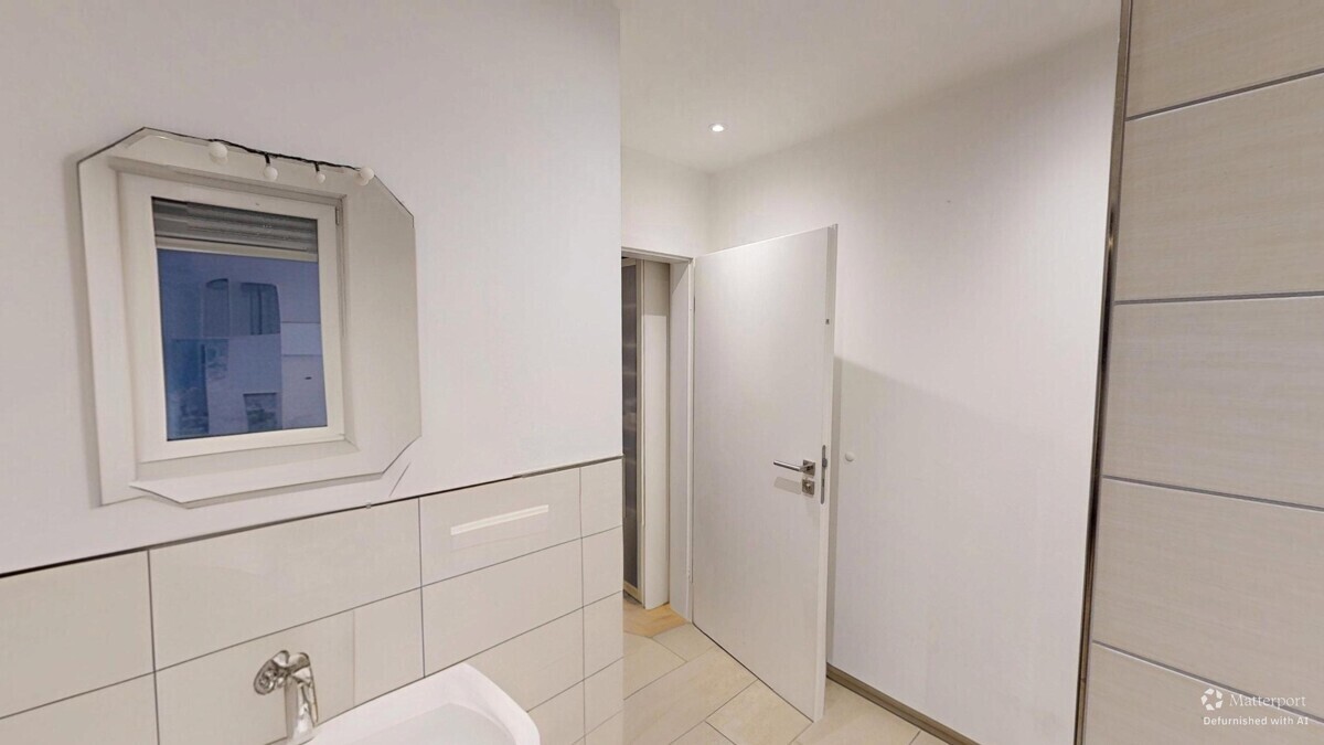 Badezimmer mit Dusche