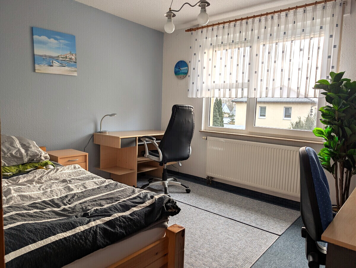 OG Schlafzimmer 1