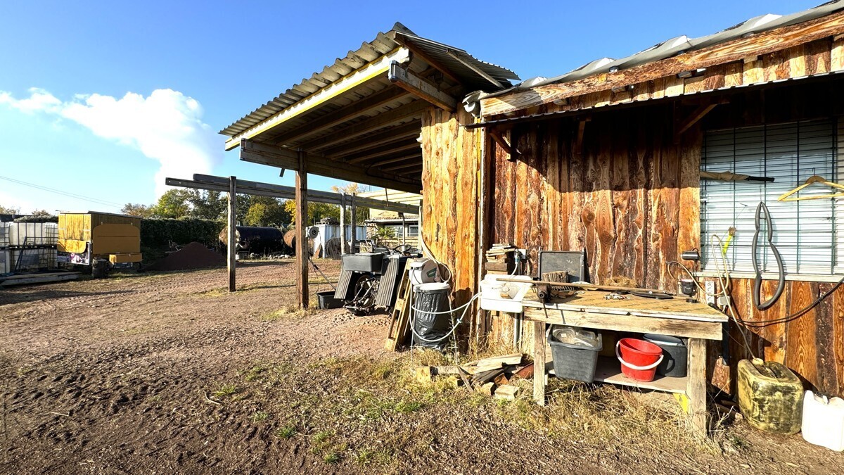 Unterstand für Maschinen