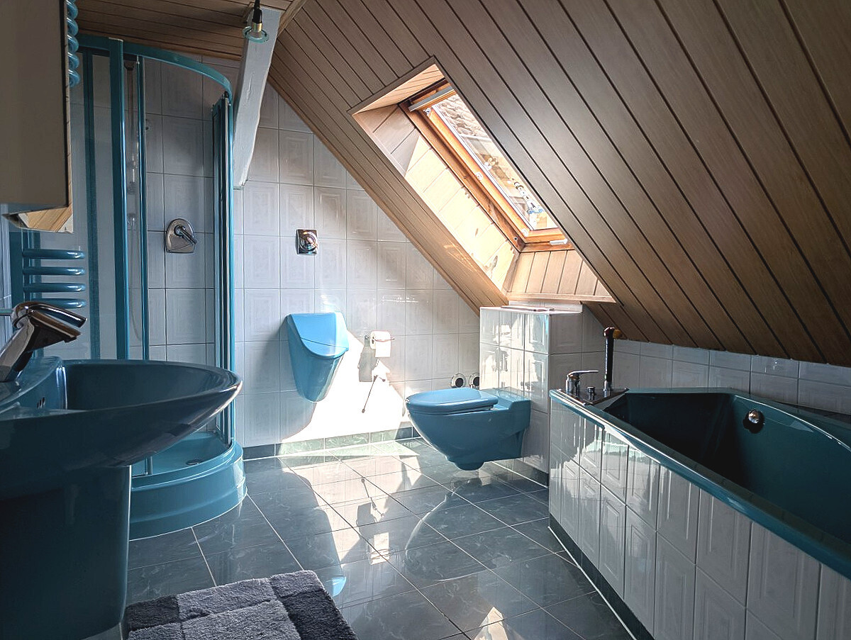 OG Badezimmer (Whg. 2)