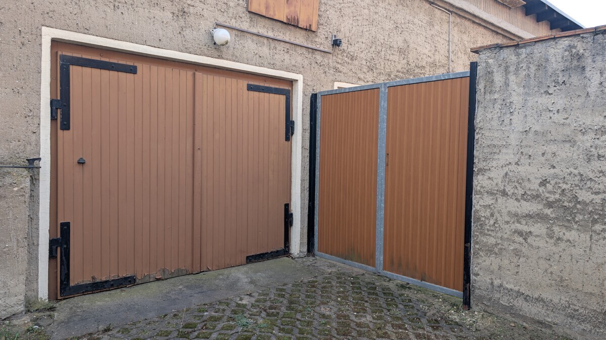 Zugang Garage + Hof