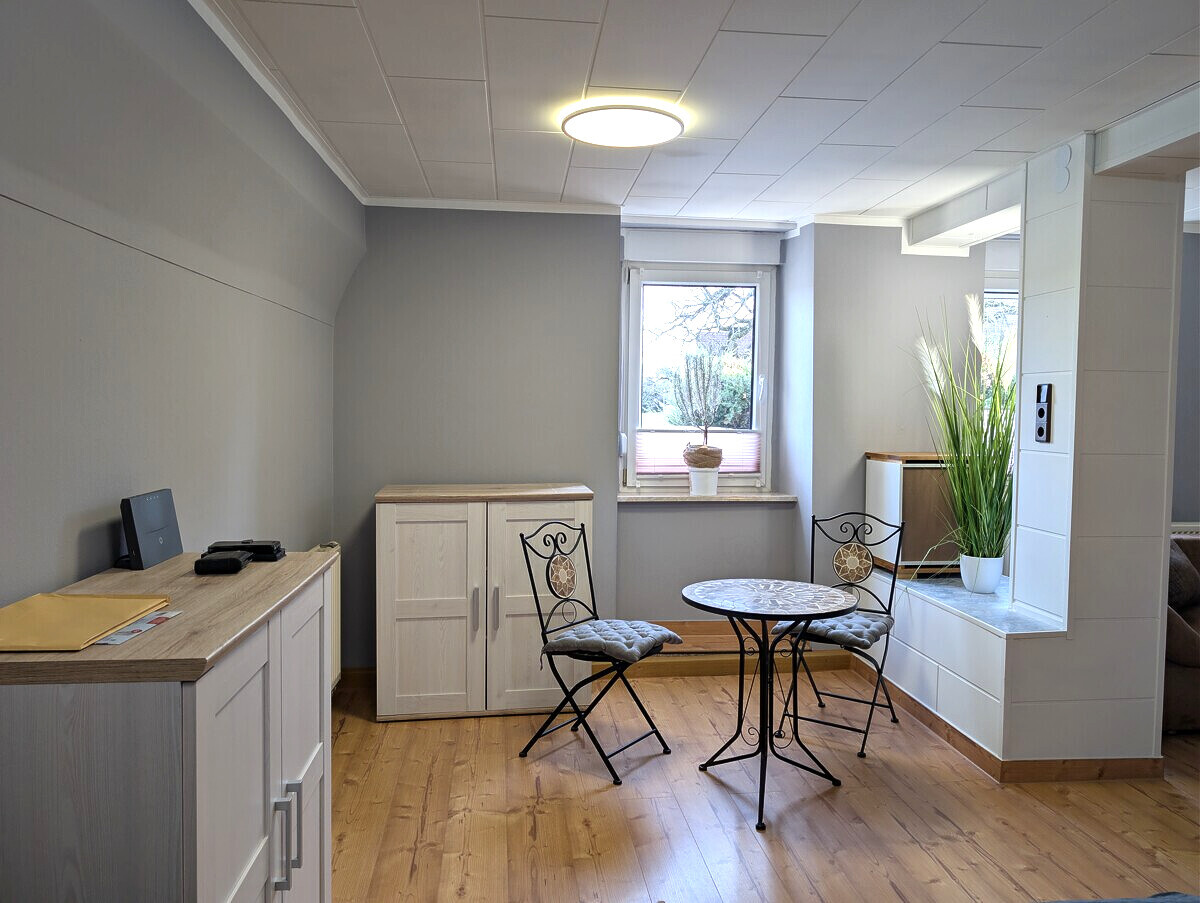 EG Wohn-/Schlafzimmer